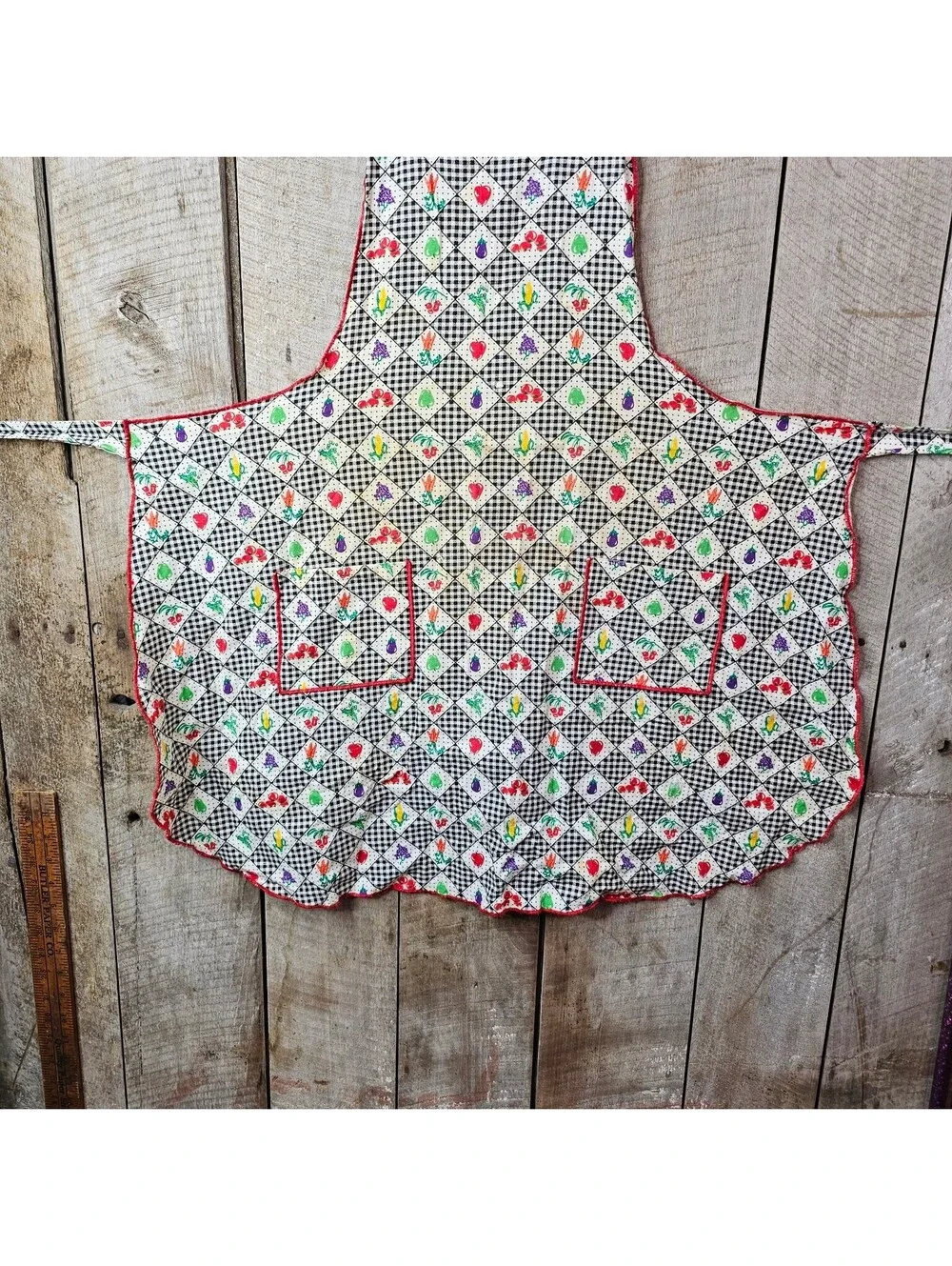 Vintage Gingham Apron Black White Red Trim Fruits Vegetables Floral Pattern